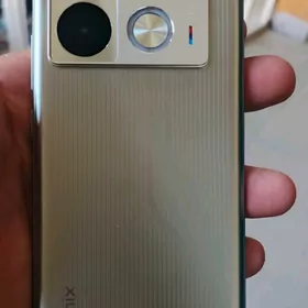 Infinix note 40 pro
