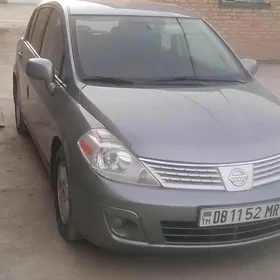 Nissan Versa 2009