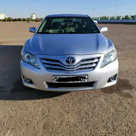 Toyota Camry 2010