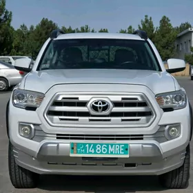 Toyota Tacoma 2017