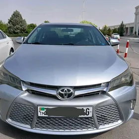 Toyota Camry 2016