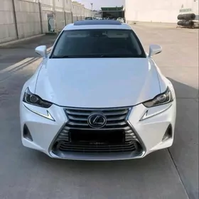 Lexus IS 300 2019