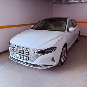 Hyundai Azera 2023