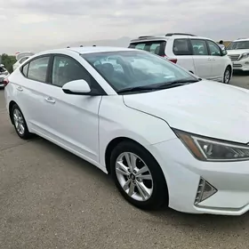 Hyundai Elantra 2018