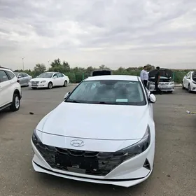 Hyundai Elantra 2021