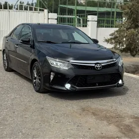 Toyota Camry 2014