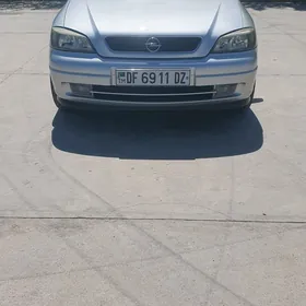 Opel Astra 2003