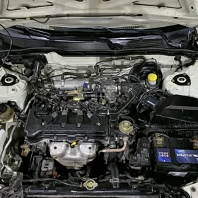 Nissan Sunny 2008