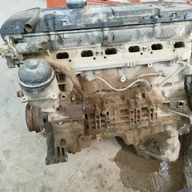 bmw 2.8 goşo