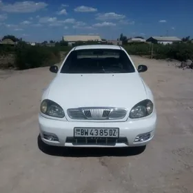 Daewoo Lanos 2002
