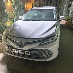 Toyota Camry 2020