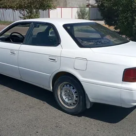 Toyota Vista 1995