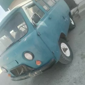 UAZ 2206 2000