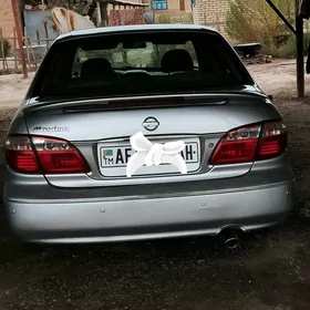 Nissan Maxima 2004
