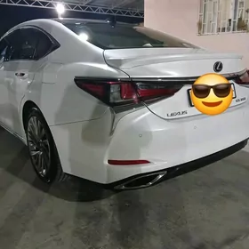 Lexus ES 350 2018
