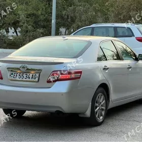 Toyota Camry 2011