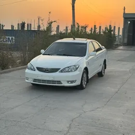 Toyota Camry 2005