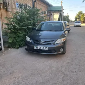 Toyota Corolla 2011