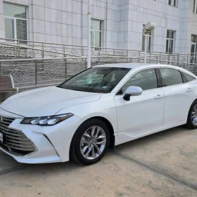 Toyota Avalon 2022