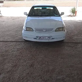 Toyota Corona 1998