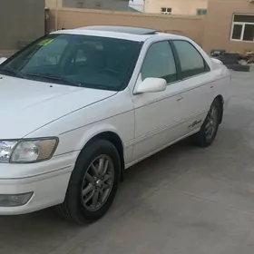 Toyota Camry 2001