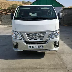 Nissan Urvan 2021