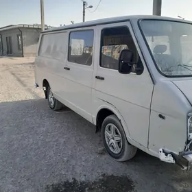 Gaz 24 1995