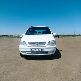 Opel Zafira 2001