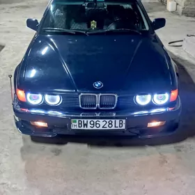 BMW 730 1990