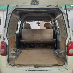Toyota Hiace 2002