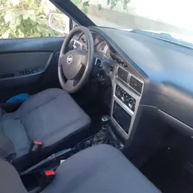Daewoo Nexia 2010