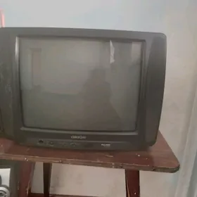 telewizor