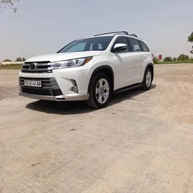 Toyota Highlander 2018