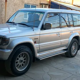 Mitsubishi Pajero 1994