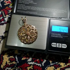 Gyzyl brilliant klon
