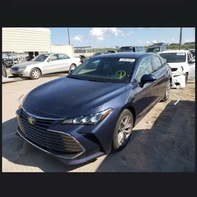 Toyota Avalon 2019