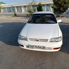 Toyota Corona 1995