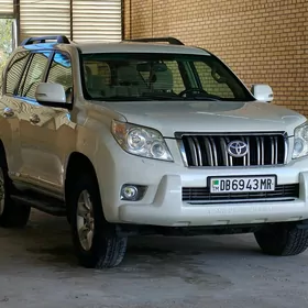 Toyota Land Cruiser Prado 2010