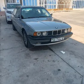 BMW 525 1989