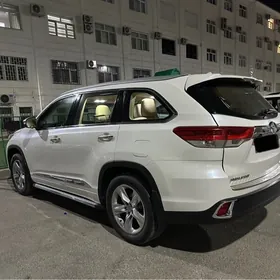 Toyota Highlander 2017