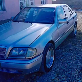 Mercedes-Benz S-Class 1996