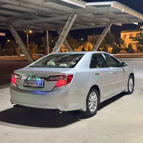 Toyota Camry 2013
