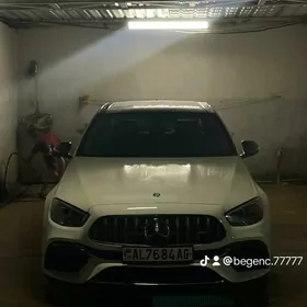 Mercedes-Benz E300 2021