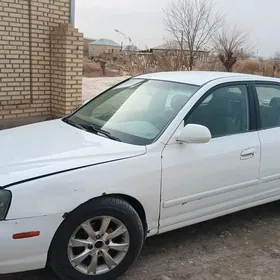 Hyundai Elantra 2001