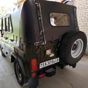 UAZ 469 2004