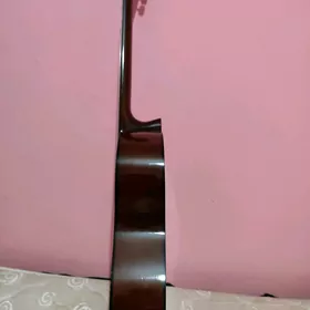 Ýamaha  klassik gitara