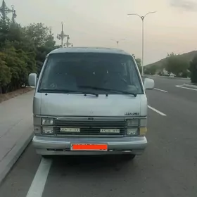 Toyota Hiace 1988