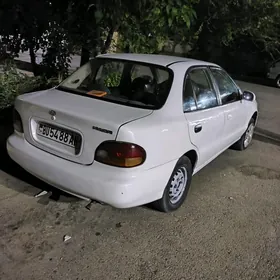 Hyundai Accent 1995