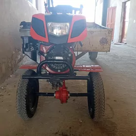 MTZ 80 2005