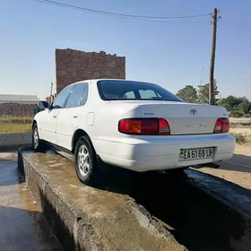 Toyota Camry 1993